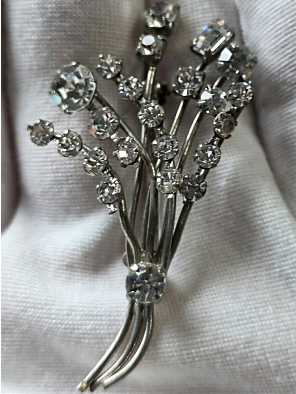 Vintage Made In Austria Sparkling Silver Tone Crystal Spray Brooch